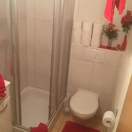 Irmi's Wohlfuhlzimmer Homestay szállás *